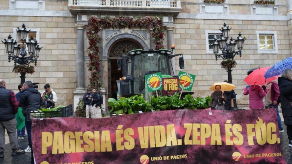 Unió de Pagesos aconsegueix reunir-se amb el conseller d’Agricultura després de la mobilització des de Sant Boi