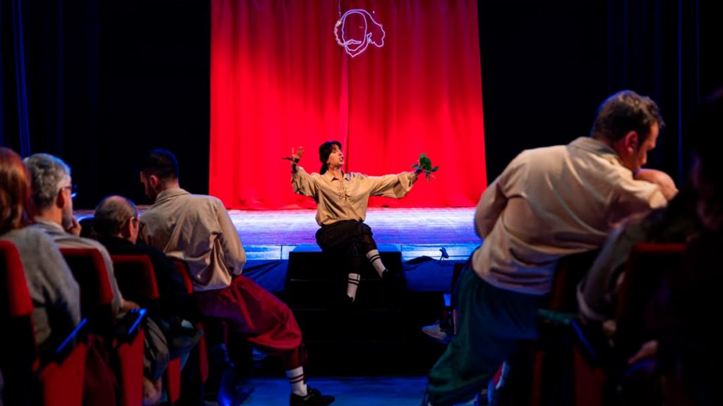 Un fenomen teatral que ha triomfat arreu del món arriba aquest divendres a Sant Boi amb una versió esbojarrada