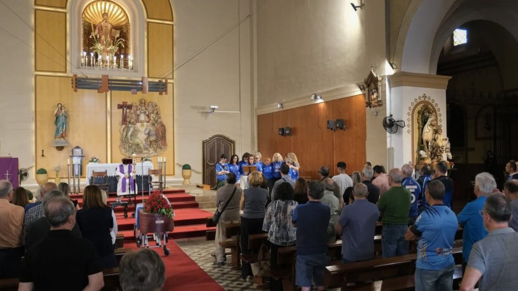 Conmoció a Sant Boi la UE Santboiana i centenars de persones acomiaden “Pica” en un emotiu comiat