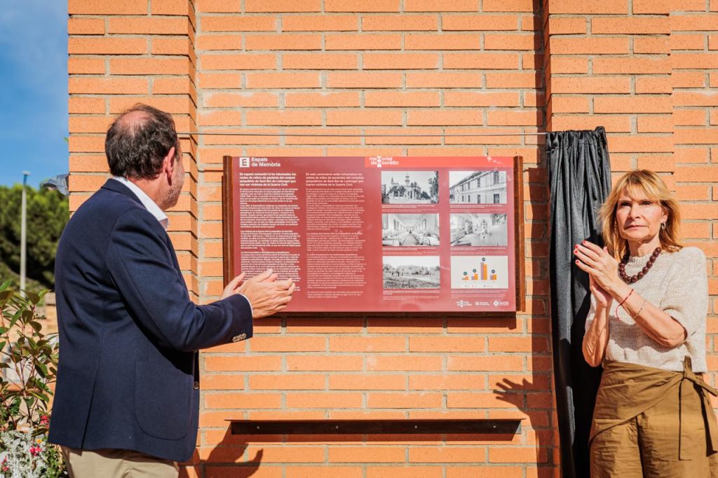 Homenatge psiquiàtrics-Placa commemorativa