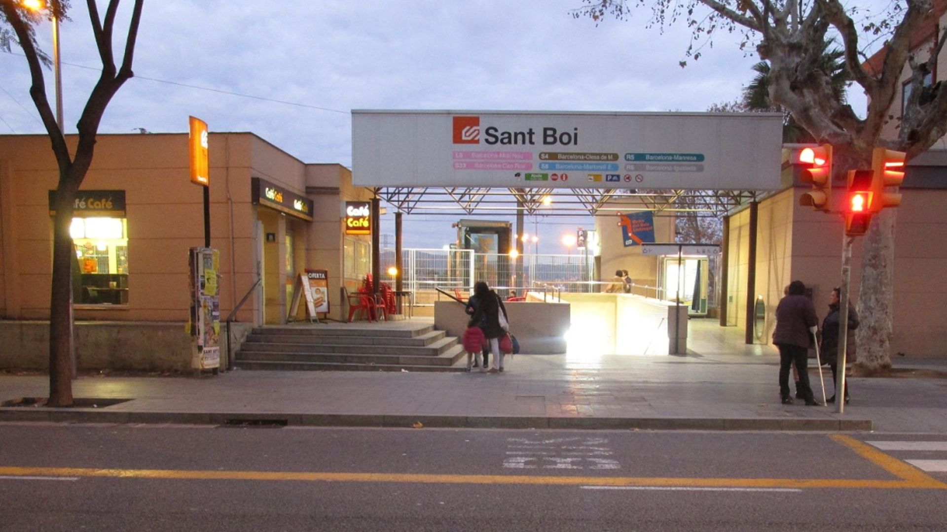 Important incidència a FGC la línia Llobregat-Anoia queda aturada per una avaria entre Sant Boi i Cornellà
