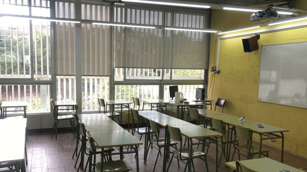 Dos instituts de Sant Boi rebran un milió d’euros cadascun per combatre la calor a les aules 
