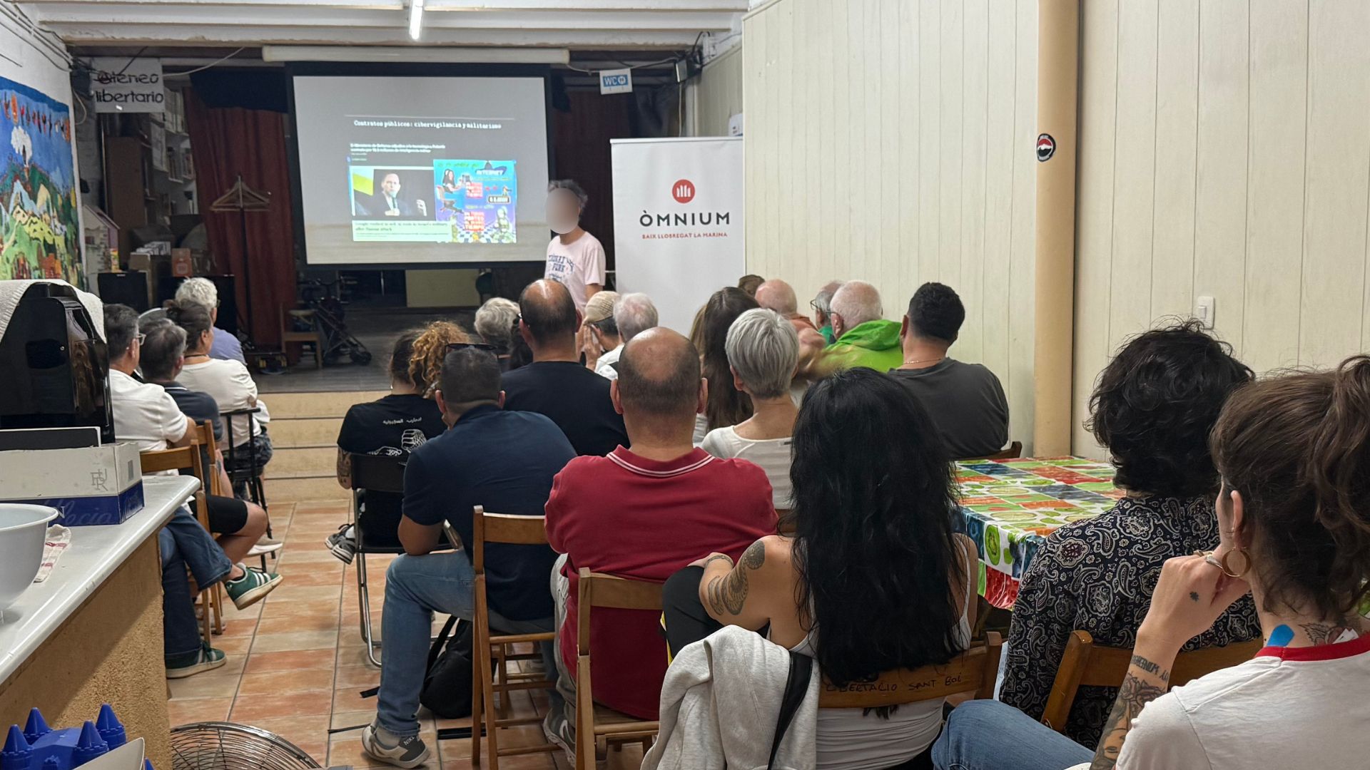 Qui guanya amb l’odi a les xarxes Sant Boi posa el debat sobre la taula