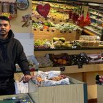 Gir de guió a Sant Boi_ Fruites Esteban reobre després d’anunciar el tancament amb un nou propietari