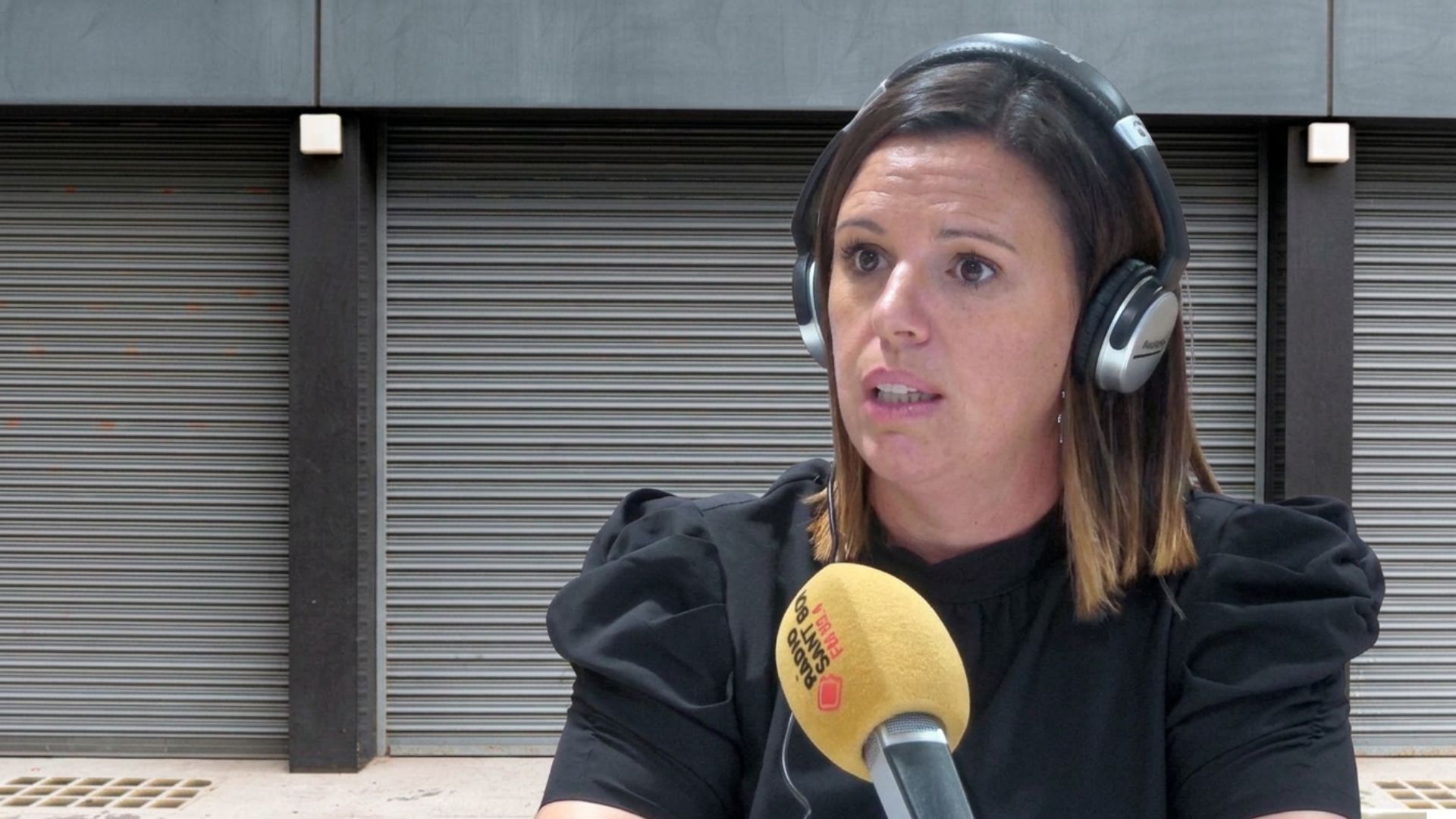 L'Ajuntament apel·la als veïns davant el tancament de comerços a Sant Boi Si tu deixes de comprar, aquesta persona tancarà la persiana